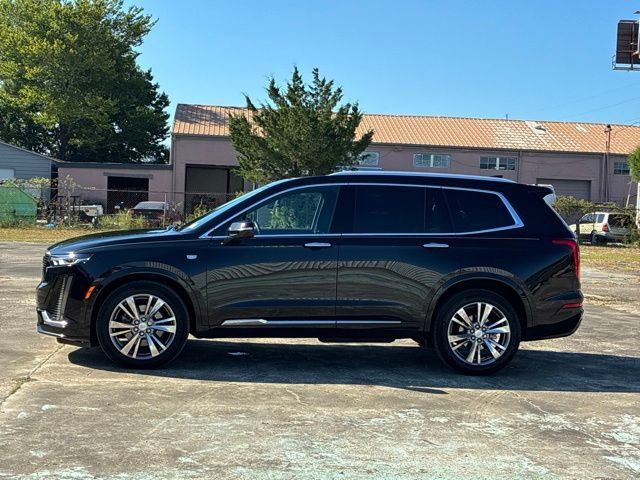 Used 2023 Cadillac XT6 Premium Luxury w/ Technology Package FWD image 6