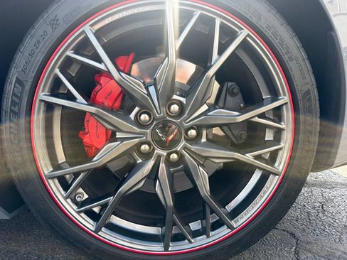 Used 2024 Chevrolet Corvette Stingray Premium Conv w/ Z51 Performance Package RWD image 46
