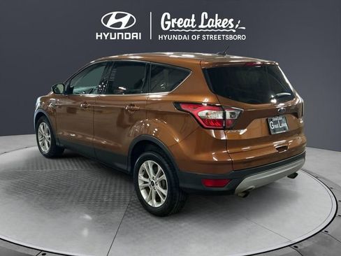 Used 2017 Ford Escape SE FWD image 4