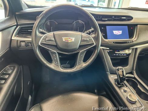 Certified 2023 Cadillac XT5 Premium Luxury AWD/4WD image 14