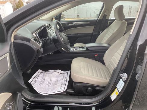 Used 2018 Ford Fusion S image 12