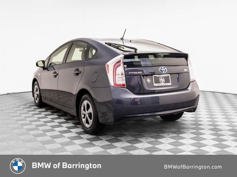 Used 2015 Toyota Prius Two image 3