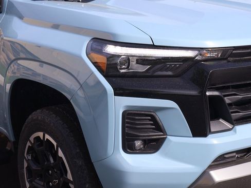 New 2026 Chevrolet Colorado Z71 w/ Technology Package AWD/4WD image 3