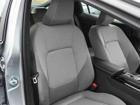 New 2026 Toyota Prius LE image 23