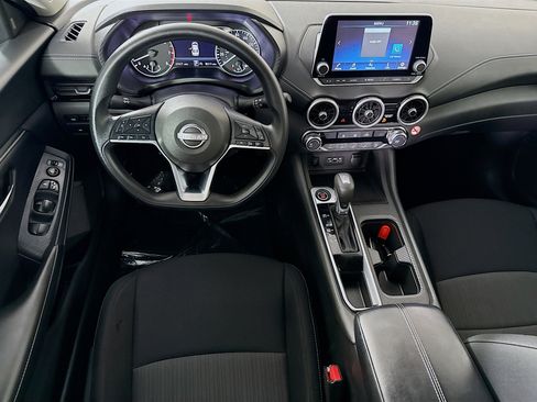 Used 2024 Nissan Sentra SV FWD image 17