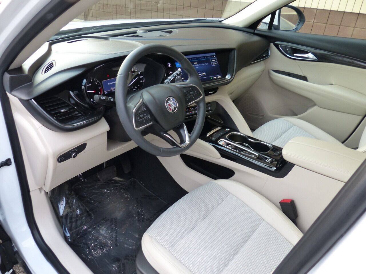 Used 2021 Buick Envision Preferred FWD image 15
