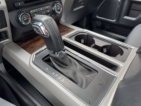Used 2018 Ford F150 Lariat AWD/4WD image 21