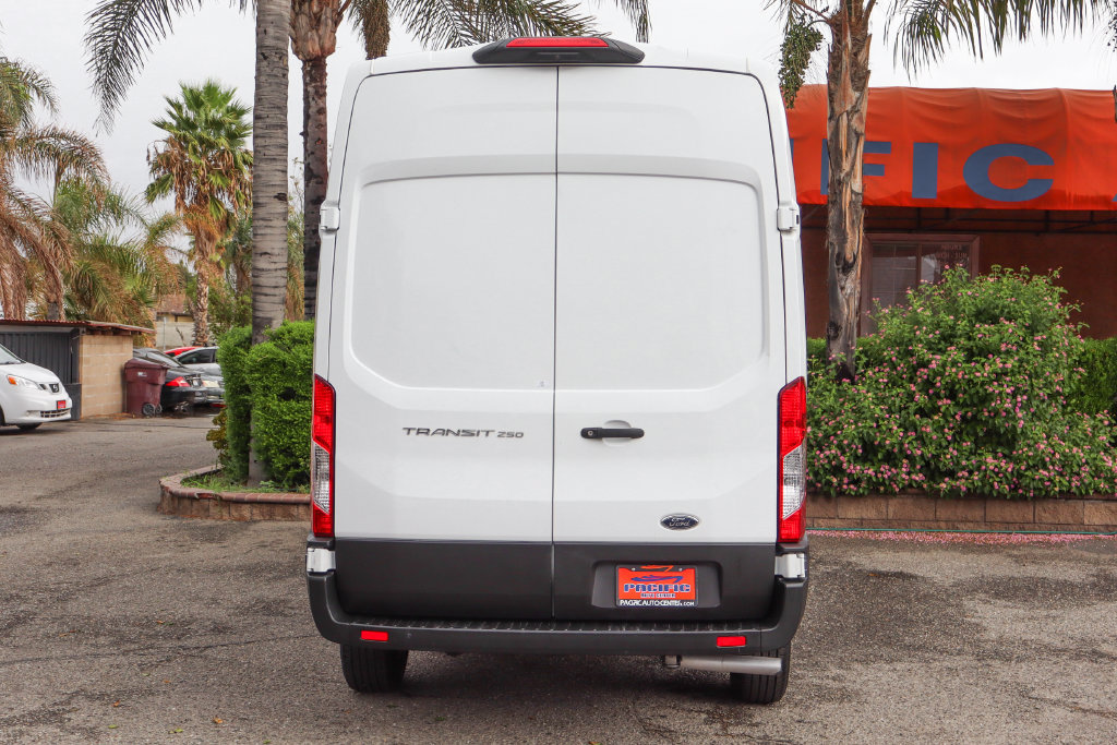 Used 2023 Ford Transit 250 148 High Roof RWD image 7