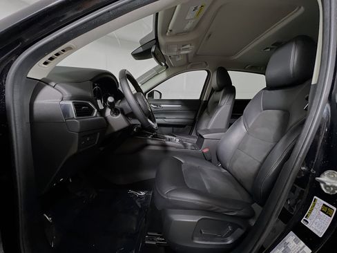 Used 2017 MAZDA CX-5 Touring w/ Preferred Equipment Package image 15