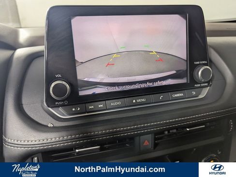 Used 2023 Nissan Rogue SV w/ SV Premium Package image 23