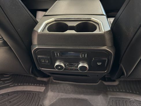 Used 2020 Ford Expedition Limited w/ Equipment Group 302A image 27