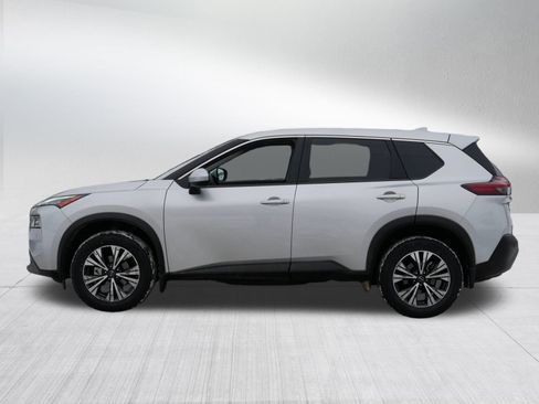 Certified 2023 Nissan Rogue SV image 4
