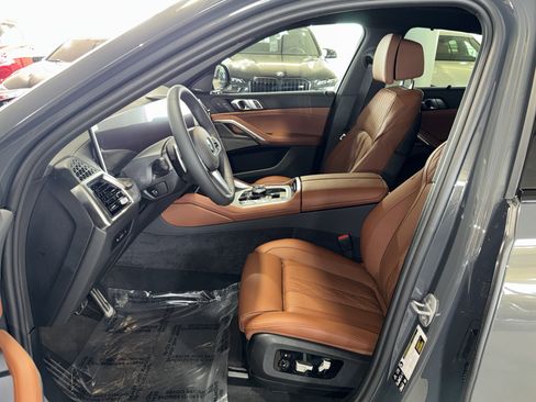 New 2026 BMW X6 xDrive40i w/ Executive Package image 14