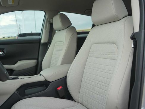 New 2026 Honda HR-V LX image 11