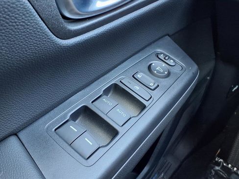 Certified 2025 Honda CR-V Sport image 10