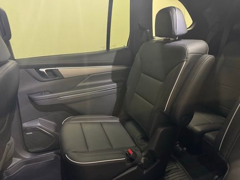 New 2026 Buick Enclave Preferred w/ LPO, All-Weather Package image 23