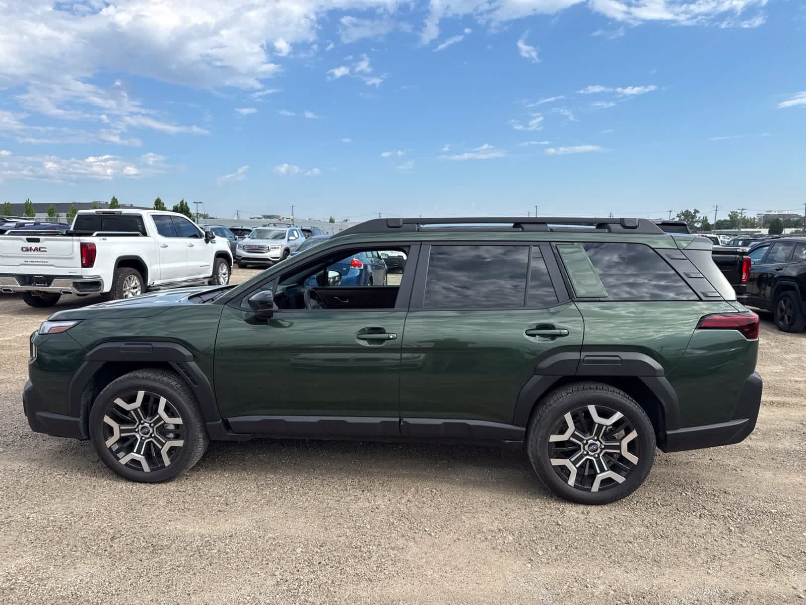 Used 2026 Subaru Outback Touring XT AWD/4WD image 12