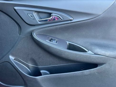 Used 2022 Chevrolet Malibu RS FWD image 22