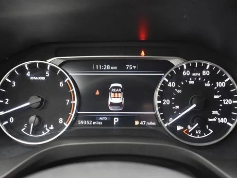 Used 2024 Nissan Rogue S AWD/4WD image 28