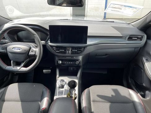 Used 2024 Ford Escape ST-Line w/ Tech Pack #1 AWD/4WD image 33