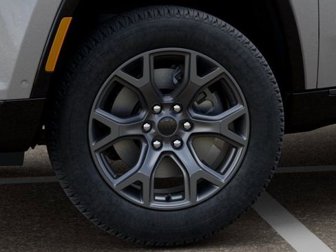 New 2026 Jeep Grand Wagoneer L Limited AWD/4WD image 8