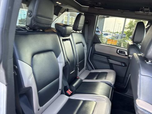 Used 2024 Ford Bronco Wildtrak AWD/4WD image 13