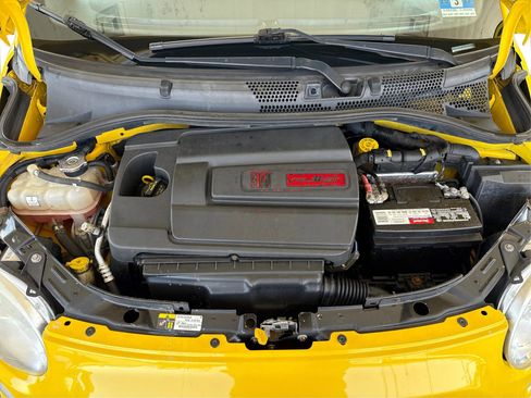 Used 2015 FIAT 500 Sport image 14