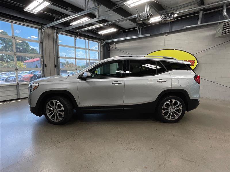 Used 2019 GMC Terrain SLT FWD image 2