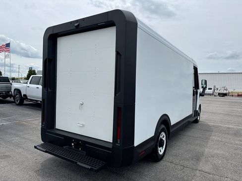 Used 2024 Chevrolet Brightdrop 600 w/ Battery Pack, Max Range AWD/4WD image 5