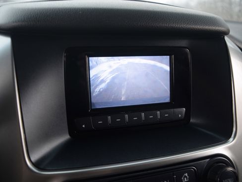 Used 2017 Chevrolet Tahoe 4WD image 9