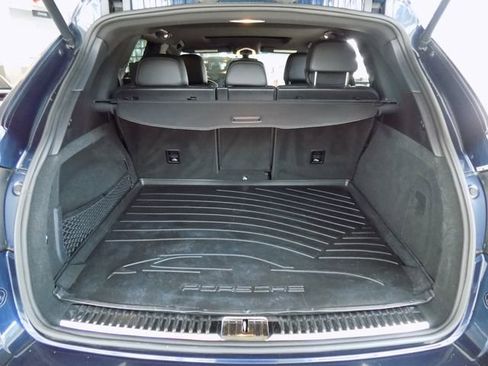 Used 2014 Porsche Cayenne image 31