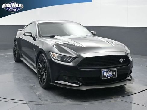 Used 2017 Ford Mustang GT Premium RWD image 1