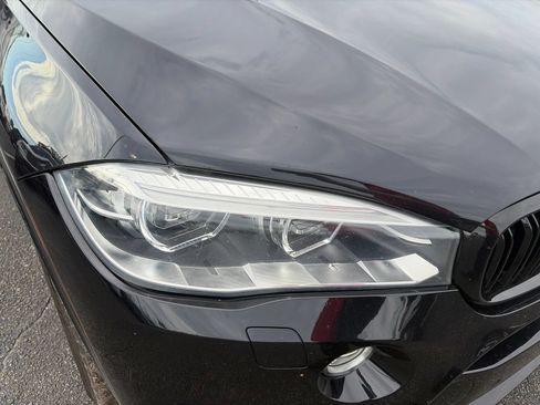 Used 2018 BMW X5 M AWD/4WD image 19