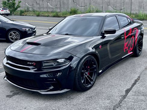Used 2019 Dodge Charger SRT Hellcat w/ Harman/Kardon Audio Group RWD image 10