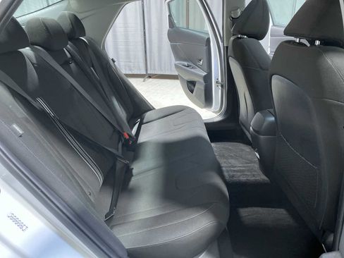 Used 2024 Hyundai Elantra SEL w/ Convenience Package image 13