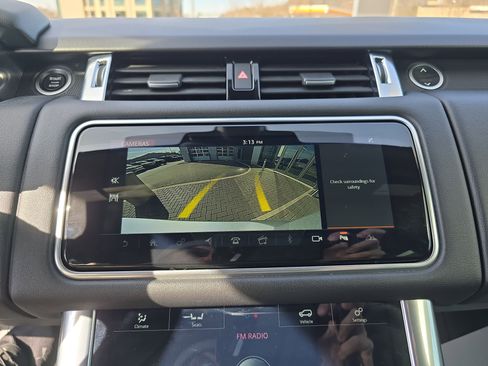 Used 2019 Land Rover Range Rover Sport HSE image 28