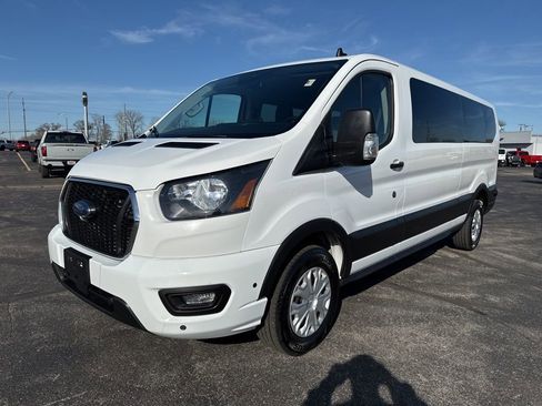 Used 2024 Ford Transit 350 XLT image 4