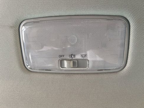 Used 2018 Toyota RAV4 XLE image 34