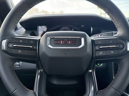 New 2026 GMC Acadia AT4 w/ Luxury Package image 22