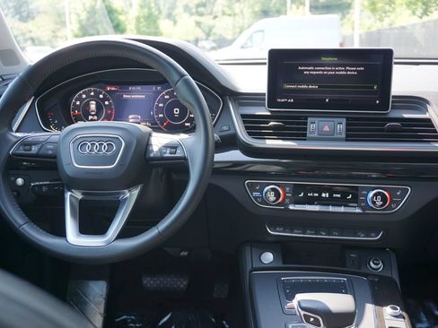 Used 2020 Audi Q5 Prestige w/ Prestige Package AWD/4WD image 18