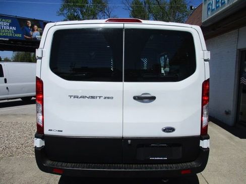 Used 2023 Ford Transit 250 Low Roof w/ Exterior Upgrade Package RWD image 8