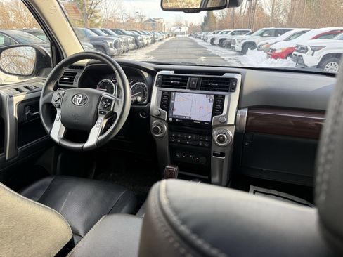 Used 2020 Toyota 4Runner Limited image 15