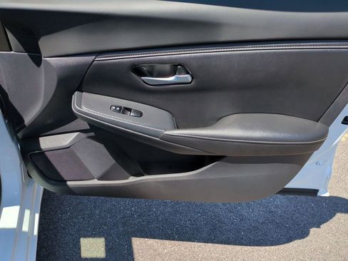 Certified 2023 Nissan Sentra SV image 30