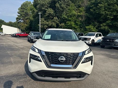 Used 2023 Nissan Rogue S AWD/4WD image 8