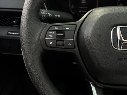 Used 2026 Honda CR-V LX image 32