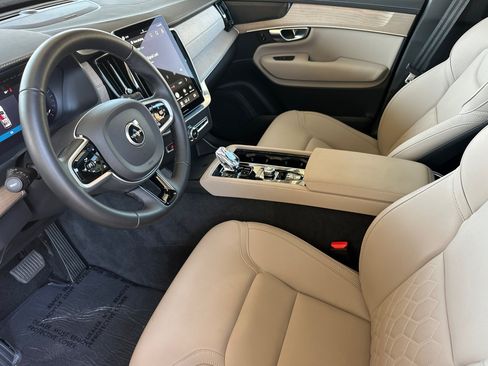 Certified 2026 Volvo XC90 B6 Plus AWD/4WD image 10