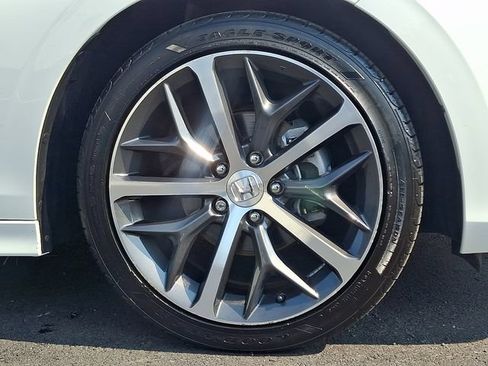 Certified 2024 Honda Civic Touring image 8
