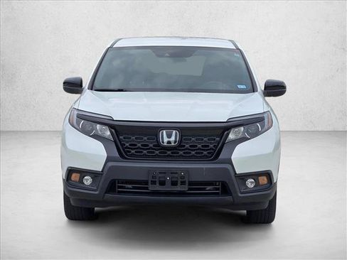 Used 2021 Honda Passport Sport image 2