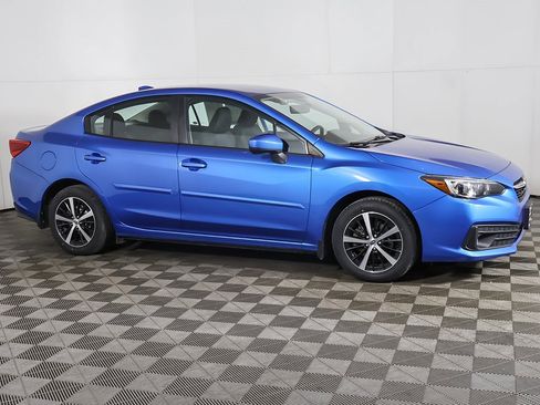 Used 2022 Subaru Impreza 2.0i Premium image 12
