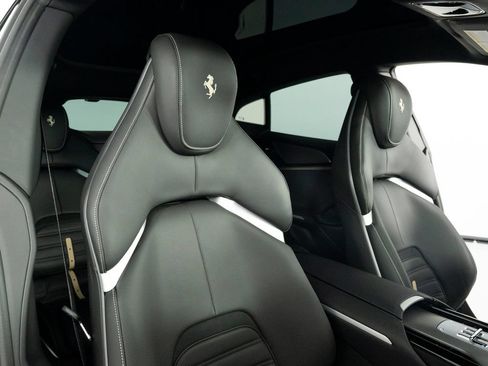Used 2025 Ferrari Purosangue AWD/4WD image 40